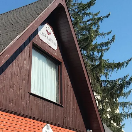 Casa Familiei بيت خشبي